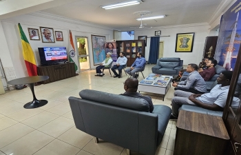 India on moon: Cd’A, officials of Embassy of India and Malians as well as Indians witnessing live successful landing of Chandrayaan on the moon