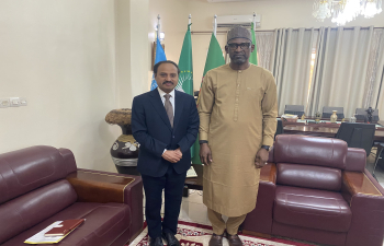 Ambassador Dr. N. Nandakumar called on H.E. Mr. Abdoulaye Diop, Minister of Foreign Affairs & International Cooperation of Mali. Ambassador conveyed India's desire to deepen its relations with Mali . They discussed different aspects of the bilateral relations with a view to further strengthen the friendly ties. 